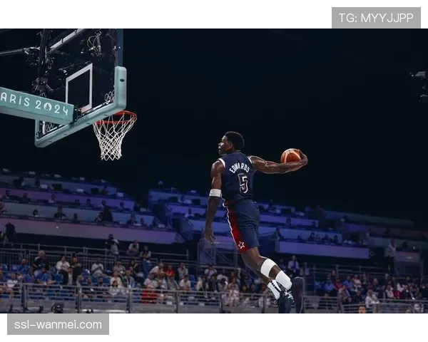 琼斯盖帽保护表现尚可 防守端贡献值得肯定